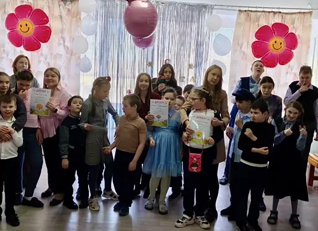 Международный женский День.